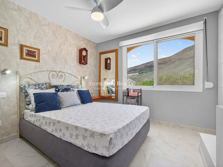 Town House for Sale in Los Cristianos, Tenerife 21