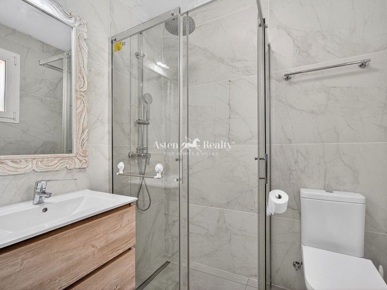 Town House for Sale in Los Cristianos, Tenerife 13