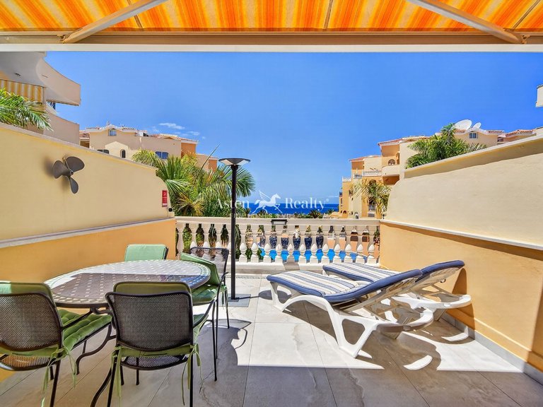 Town House for Sale in Los Cristianos, Tenerife 1