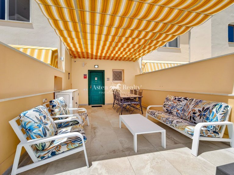 Town House for Sale in Los Cristianos, Tenerife 2