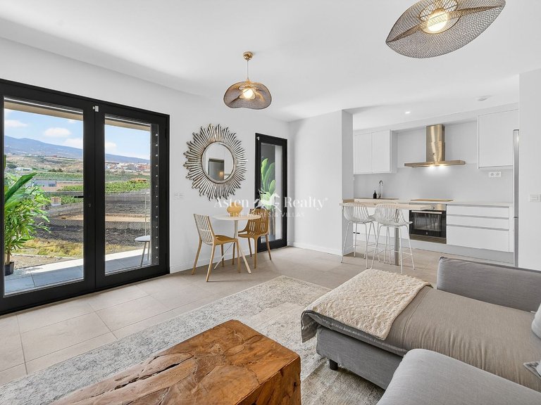 Apartment for Sale in Playa San Juan, Tenerife 7