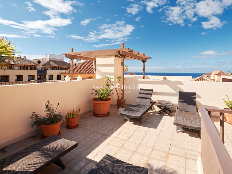 Penthouse for Sale in Playa Del Duque, Tenerife 5