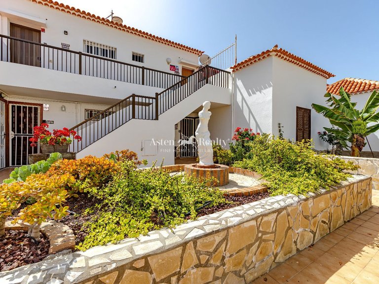 Apartment for Sale in Playa De Las Américas, Tenerife 4