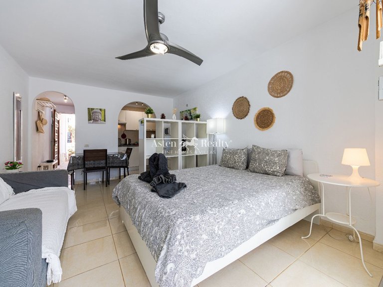 Apartment for Sale in Playa De Las Américas, Tenerife 9