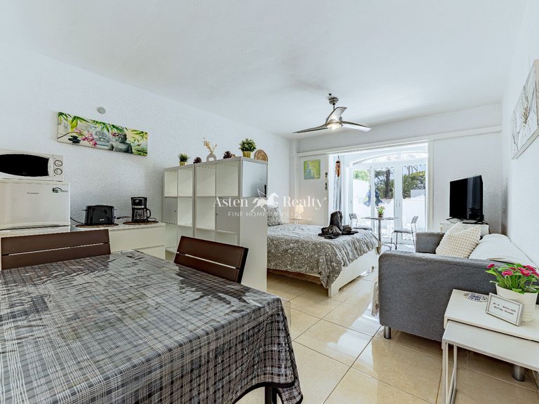 Apartment for Sale in Playa De Las Américas, Tenerife 1