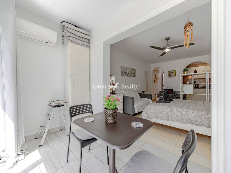 Apartment for Sale in Playa De Las Américas, Tenerife 16