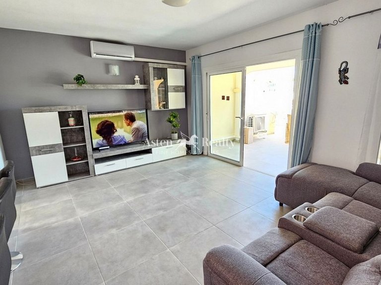 Villa for Sale in Golf Del Sur, Tenerife 7