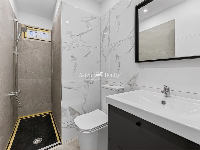 Penthouse for Sale in Los Cristianos, Tenerife 8