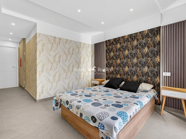 Penthouse for Sale in Los Cristianos, Tenerife 11