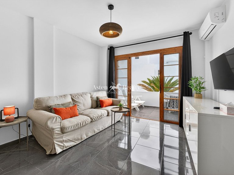 Apartment for Sale in San Eugenio Bajo, Tenerife 6