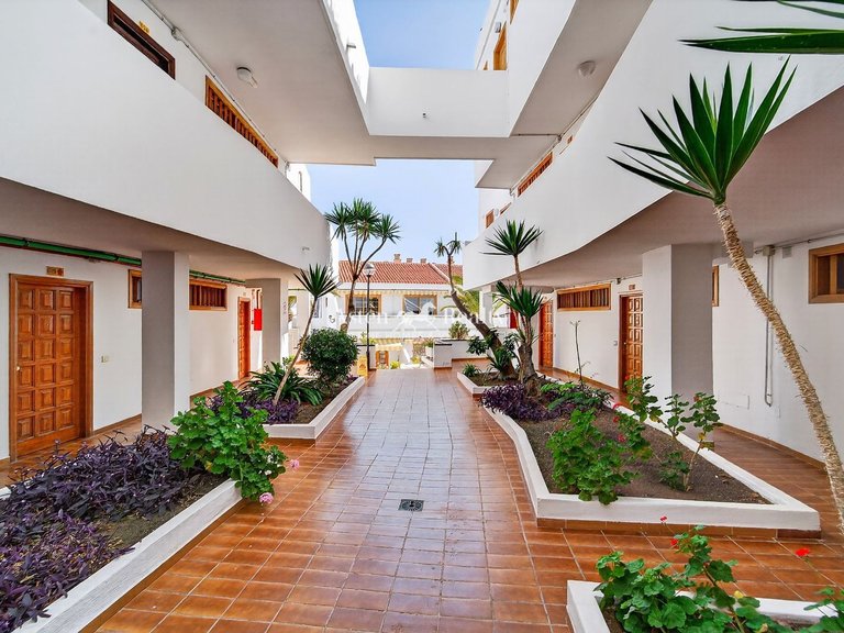 Apartment for Sale in San Eugenio Bajo, Tenerife 18