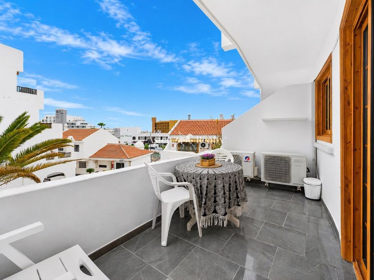 Apartment for Sale in San Eugenio Bajo, Tenerife 2