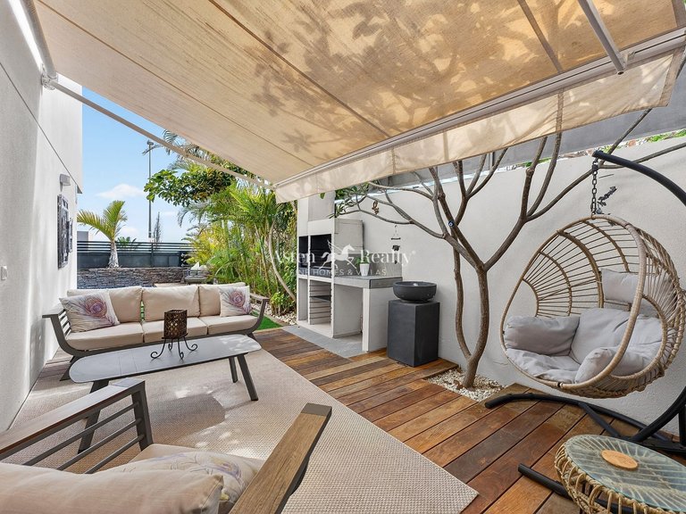 Villa for Sale in Chayofa, Tenerife 8