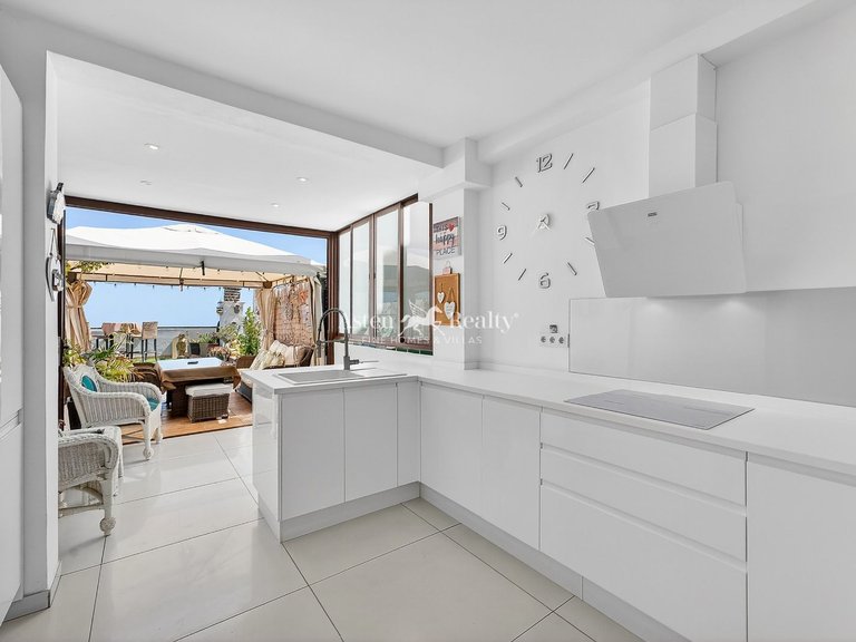 Penthouse for Sale in Valle De San Lorenzo, Tenerife 11