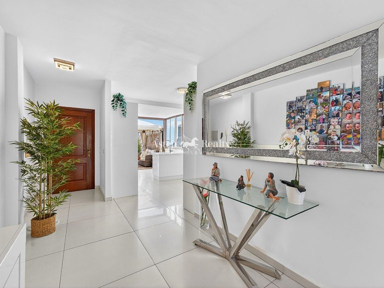 Penthouse for Sale in Valle De San Lorenzo, Tenerife 12