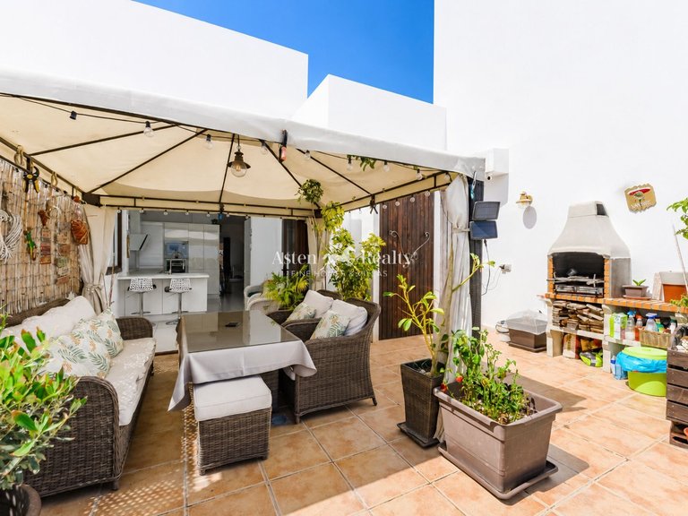 Penthouse for Sale in Valle De San Lorenzo, Tenerife 8