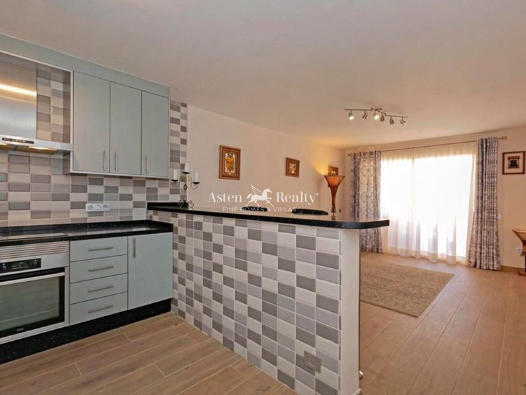 Apartment for Sale in Los Cristianos, Tenerife 11