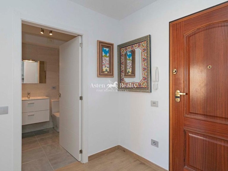 Apartment for Sale in Los Cristianos, Tenerife 14