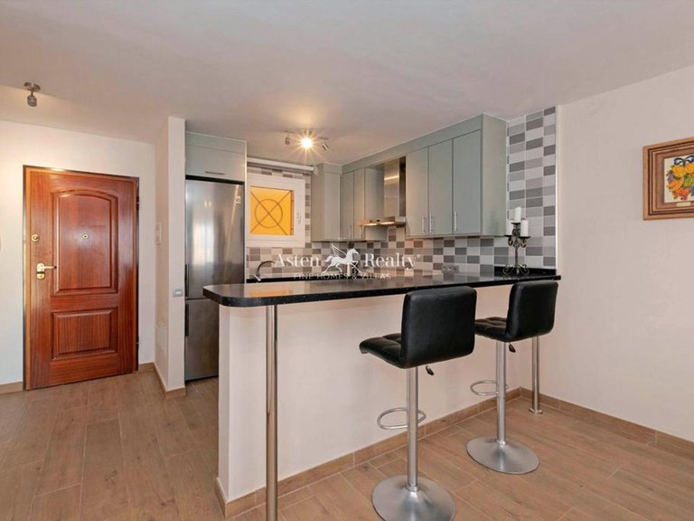 Apartment for Sale in Los Cristianos, Tenerife 10