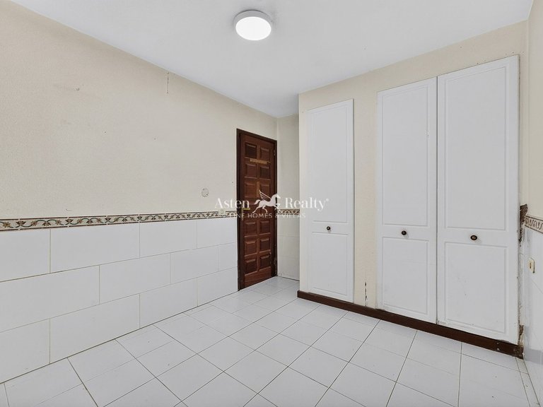 Apartment for Sale in Costa Del Silencio, Tenerife 4
