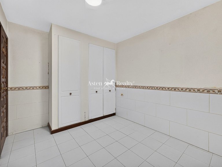 Apartment for Sale in Costa Del Silencio, Tenerife 5