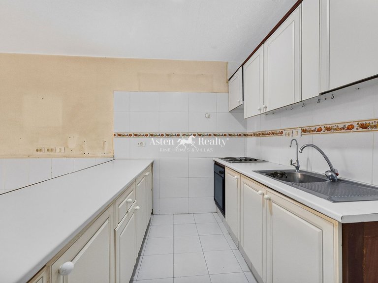 Apartment for Sale in Costa Del Silencio, Tenerife 8