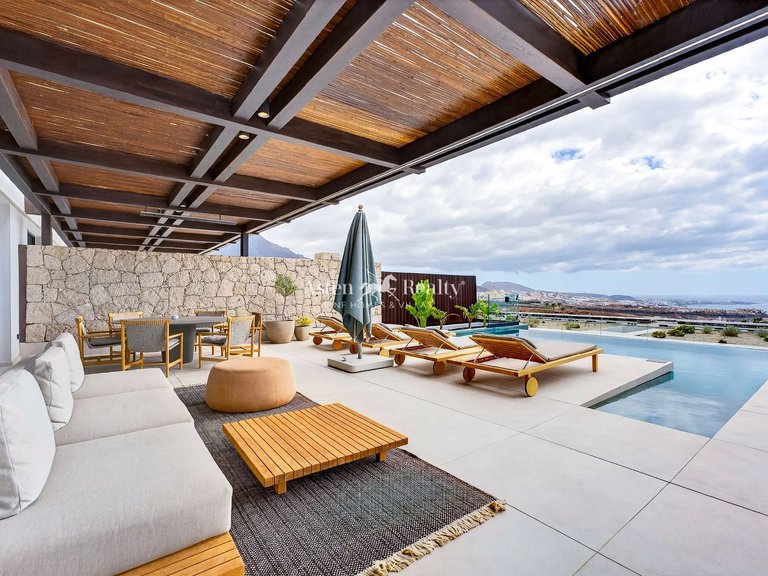 Villa for Sale in La Caleta, Tenerife 27