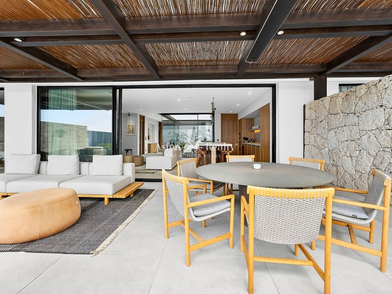 Villa for Sale in La Caleta, Tenerife 28