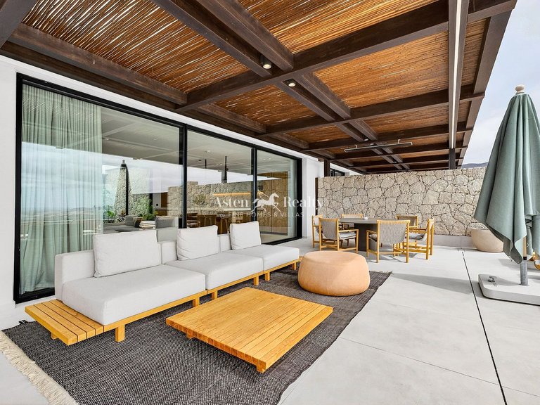 Villa for Sale in La Caleta, Tenerife 31