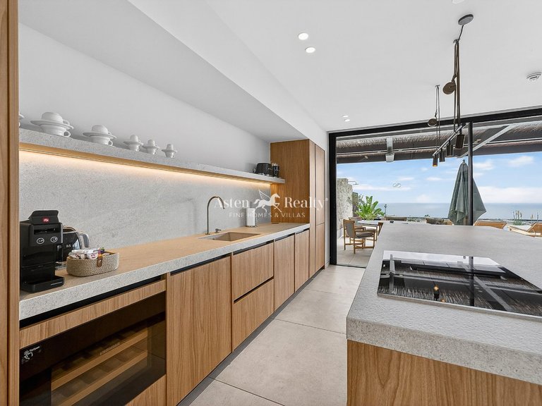 Villa for Sale in La Caleta, Tenerife 39