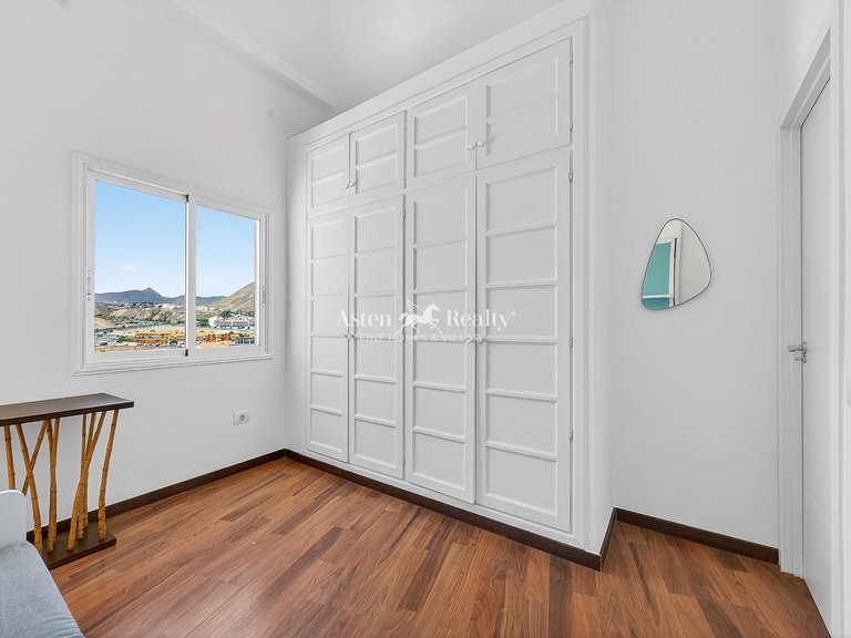 Apartment for Sale in Los Cristianos, Tenerife 13