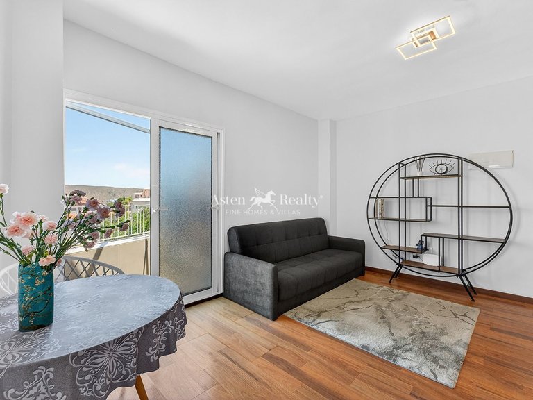 Apartment for Sale in Los Cristianos, Tenerife 5