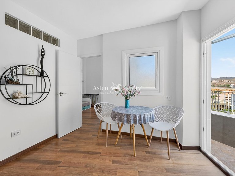 Apartment for Sale in Los Cristianos, Tenerife 6