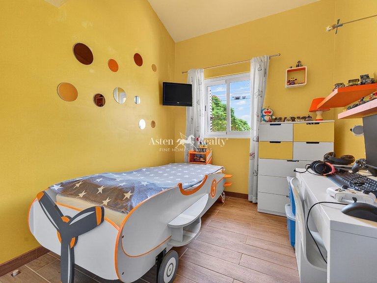 Town House for Sale in Torviscas Bajo, Tenerife 11
