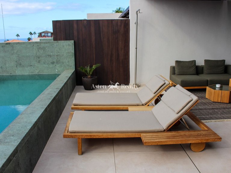 Villa for Sale in La Caleta, Tenerife 3