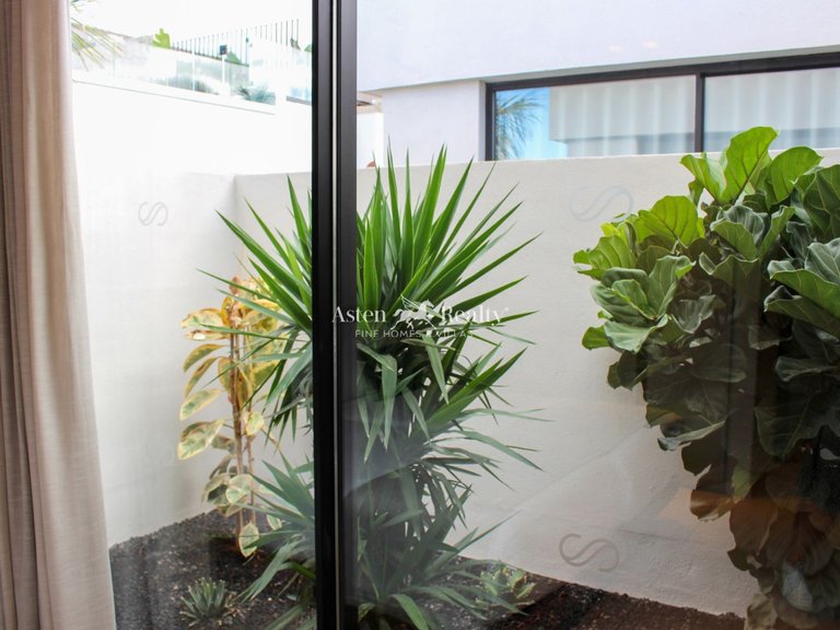 Villa for Sale in La Caleta, Tenerife 20