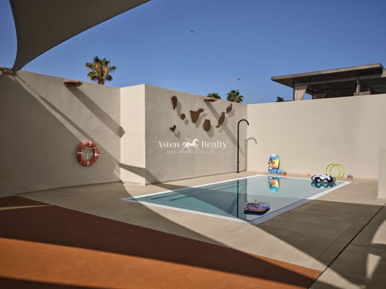 Villa for Sale in La Caleta, Tenerife 40