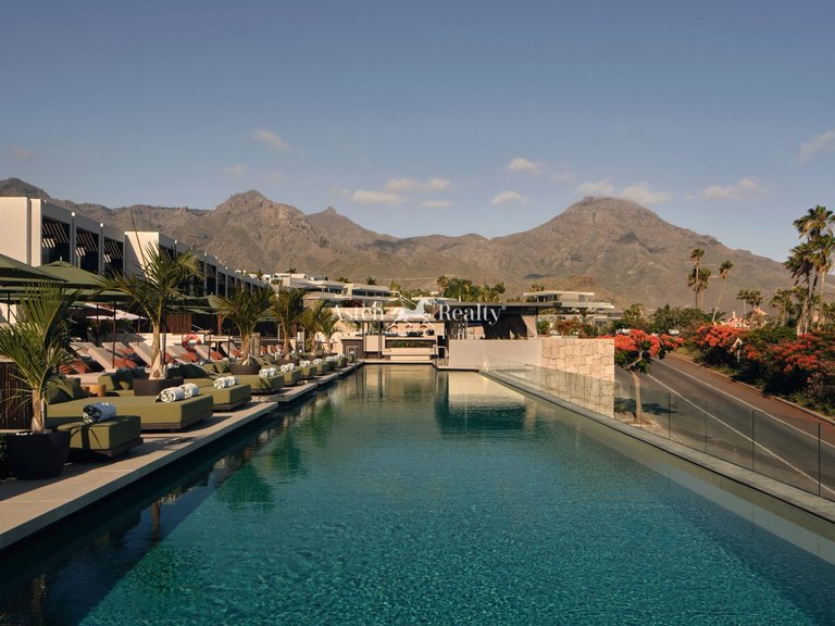 Villa for Sale in La Caleta, Tenerife 25
