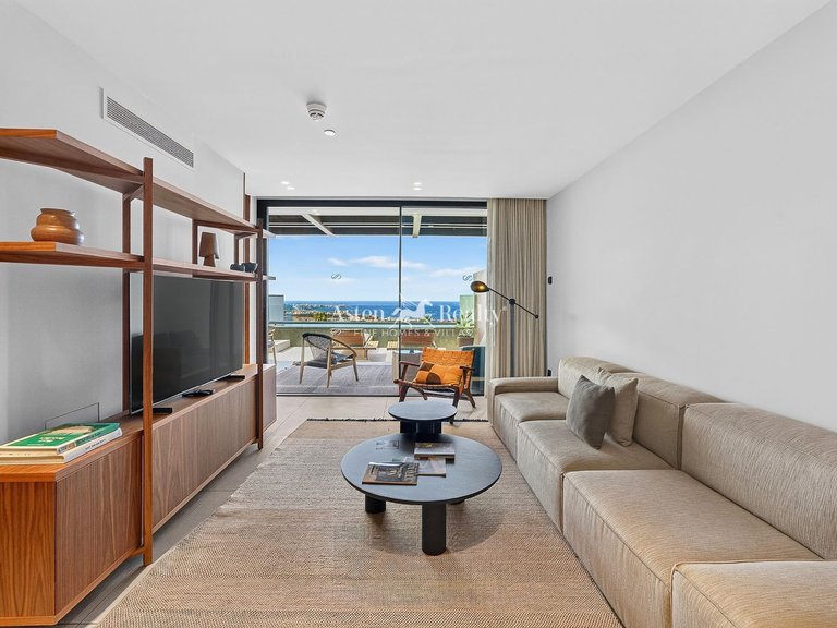 Villa for Sale in La Caleta, Tenerife 11