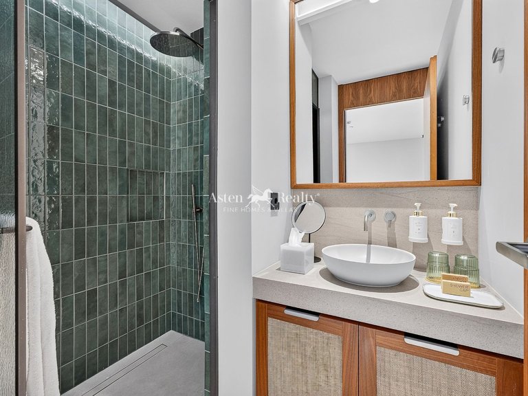 Villa for Sale in La Caleta, Tenerife 25
