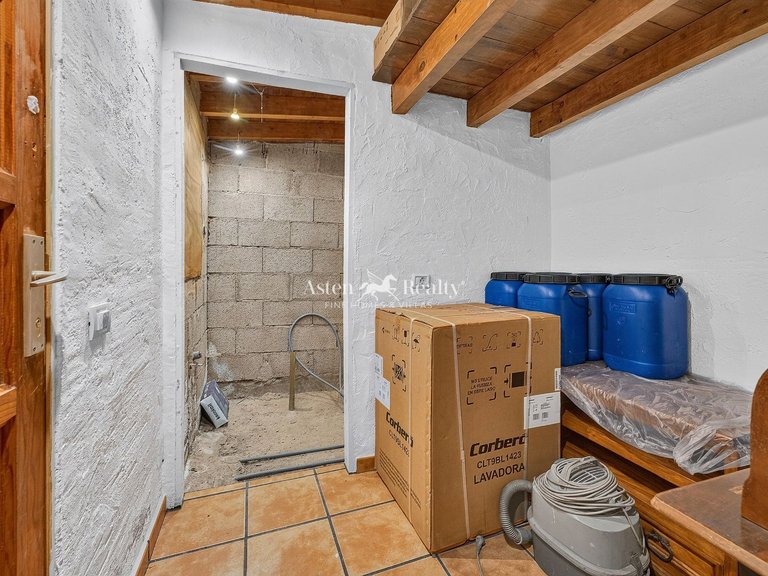 Villa for Sale in Guia De Isora, Tenerife 33