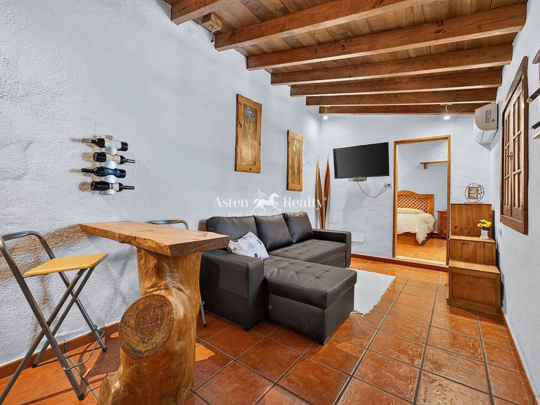 Villa for Sale in Guia De Isora, Tenerife 28
