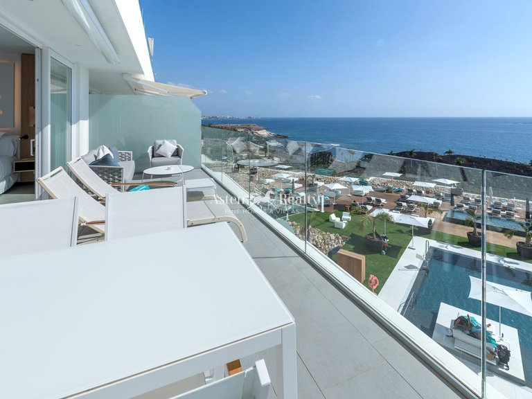 Apartment for Sale in La Caleta, Tenerife 2