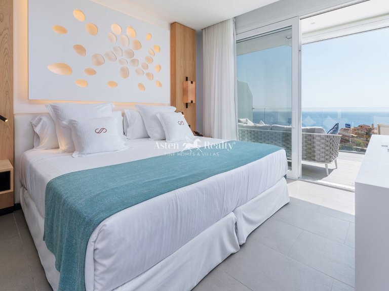 Apartment for Sale in La Caleta, Tenerife 11