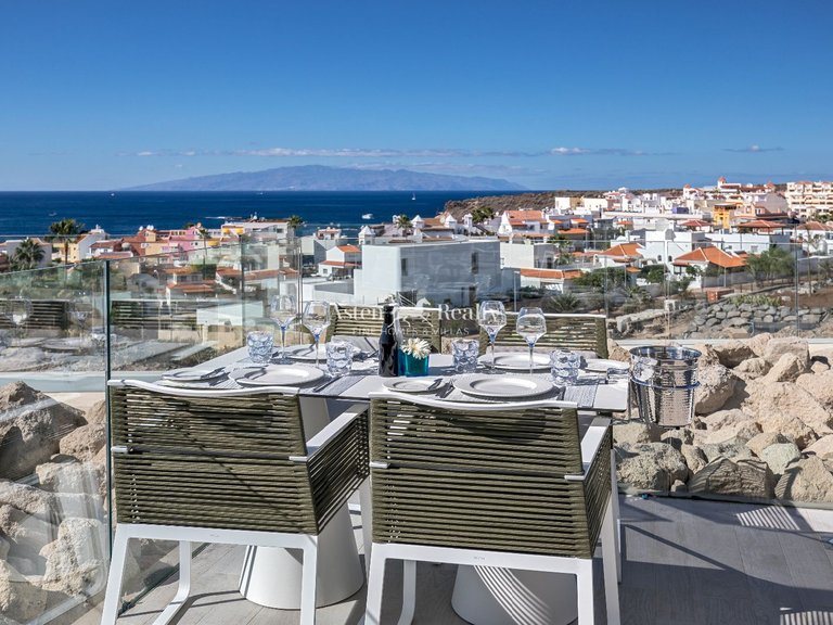 Apartment for Sale in La Caleta, Tenerife 17