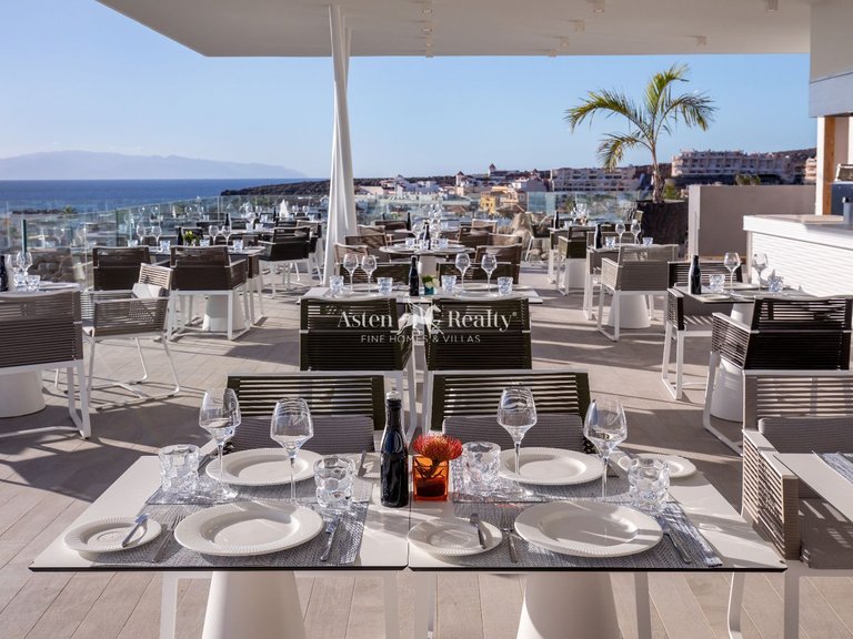 Apartment for Sale in La Caleta, Tenerife 18