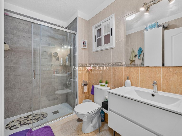 Apartment for Sale in Los Cristianos, Tenerife 14