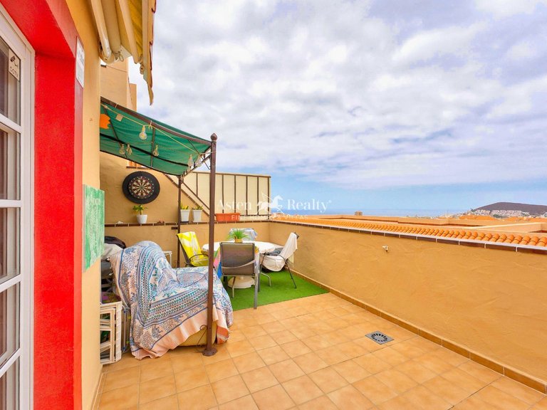 Apartment for Sale in Los Cristianos, Tenerife 1