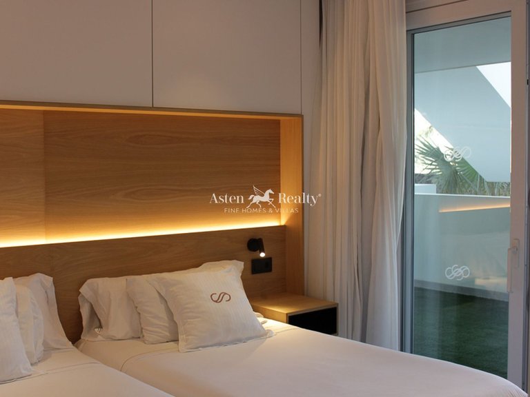 Apartment for Sale in La Caleta, Tenerife 11