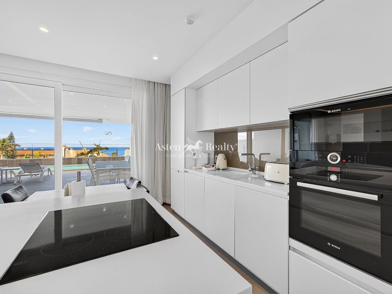 Apartment for Sale in La Caleta, Tenerife 8